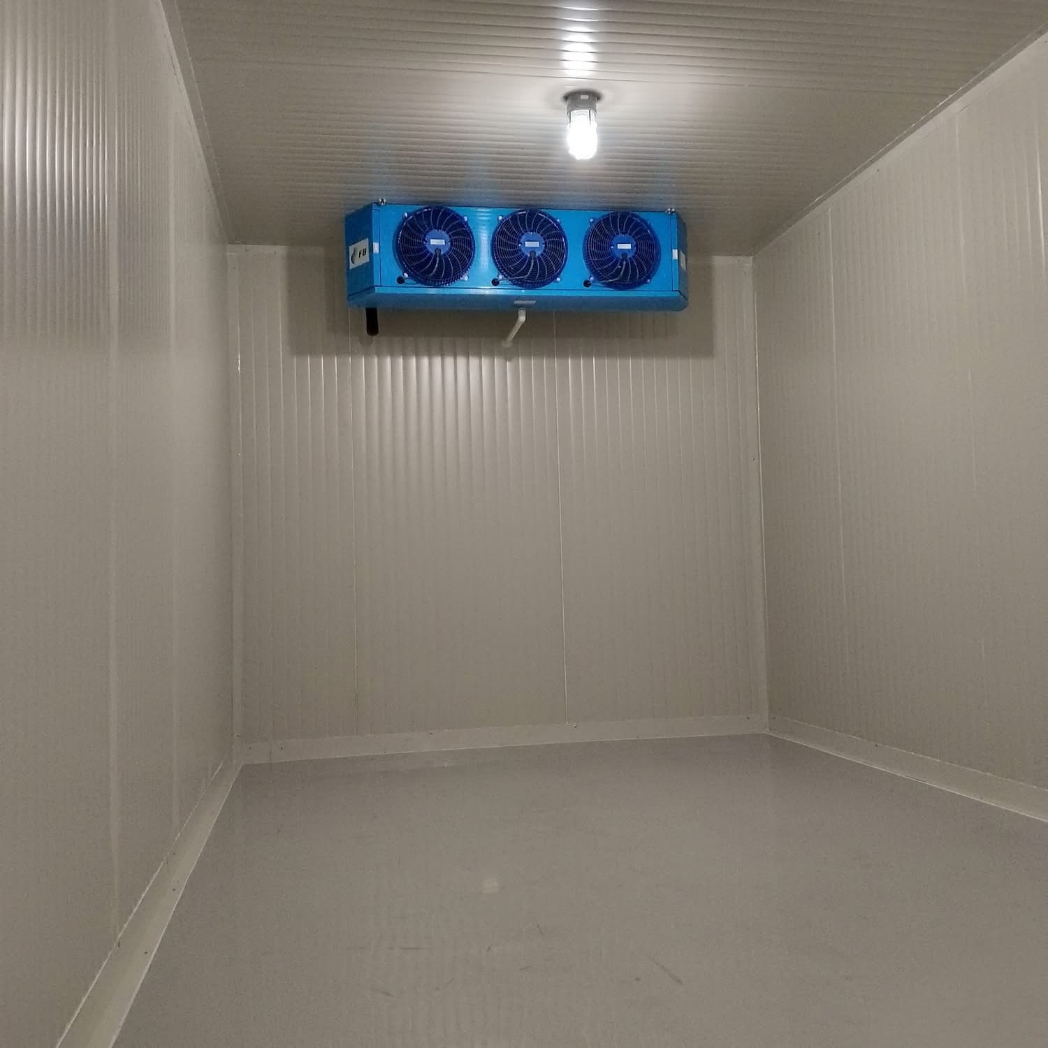 Cuarto frío con piso de resina epóxica 1