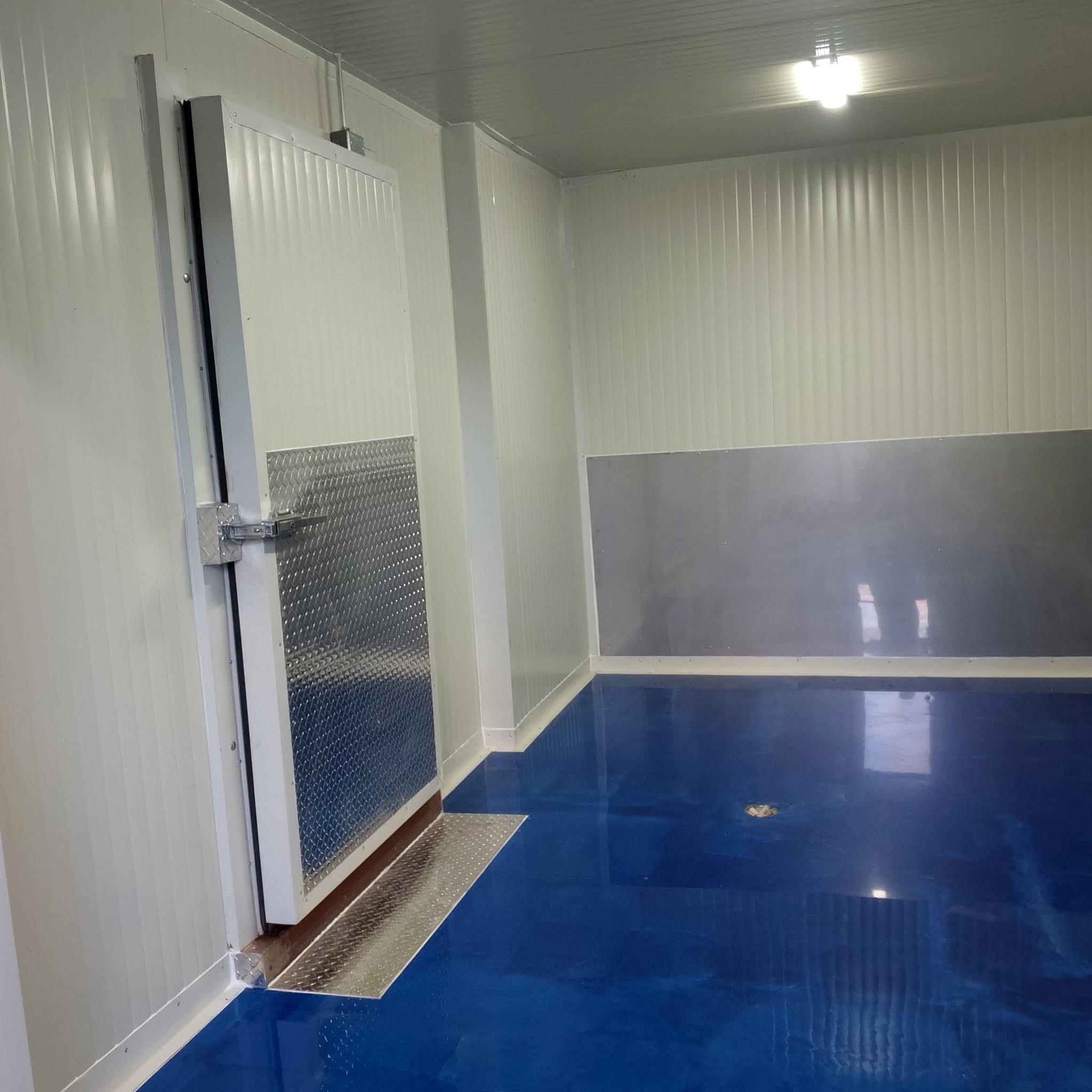 Cuarto Frío con Piso Epóxico